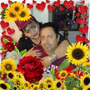 Meet your Posher, Mona